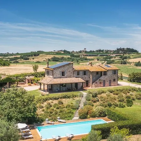La Panoramica 8, Emma Villa