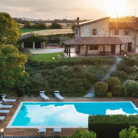 Villa La Panoramica 8, Emma