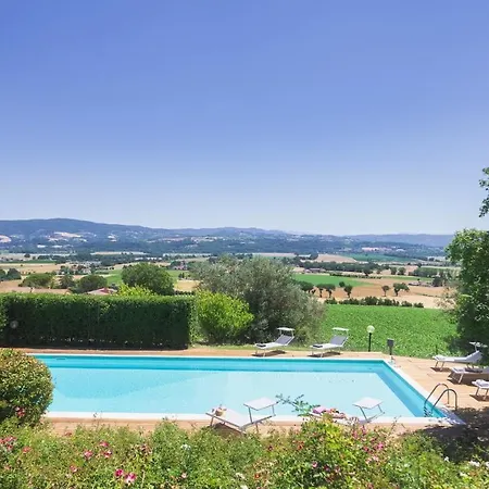 La Panoramica 8, Emma Papiano