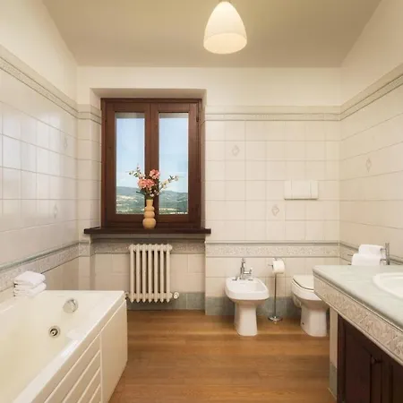 La Panoramica 8, Emma Willa *