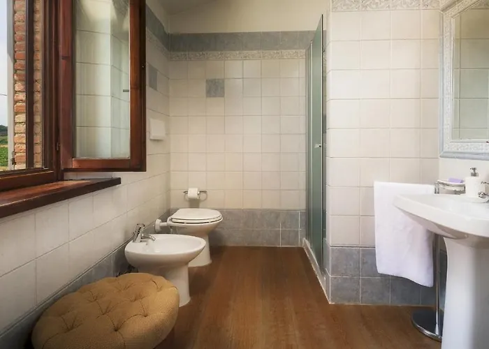 فيلة La Panoramica 8, Emma